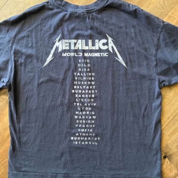 H&M Metallica Tee - Picture 2 of 3